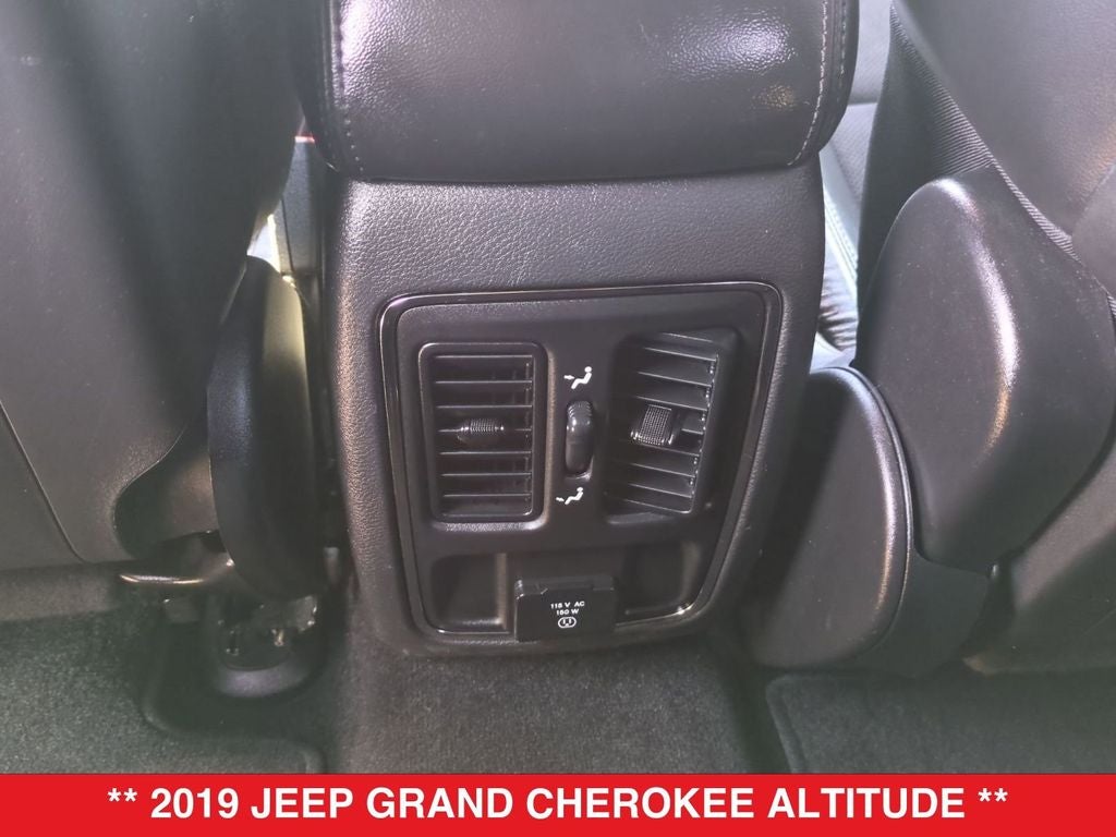 2019 Jeep Grand Cherokee Altitude