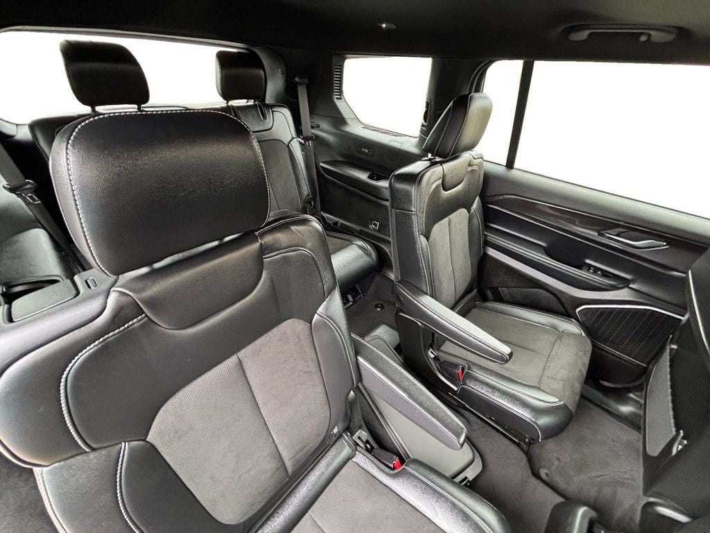 2022 Jeep Grand Cherokee L Altitude