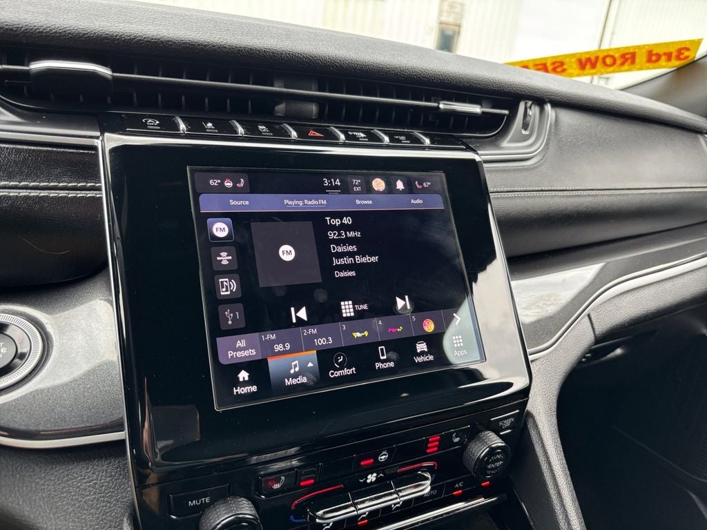 2022 Jeep Grand Cherokee L Altitude