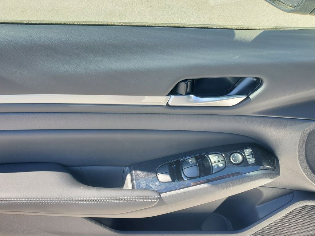 2025 Nissan Altima 2.5 SL