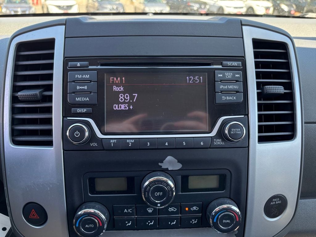 2017 Nissan Frontier SV