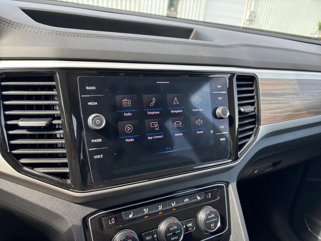 2023 Volkswagen Atlas SEL