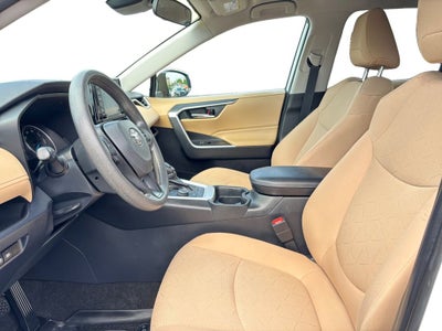 2020 Toyota RAV4 Hybrid XLE