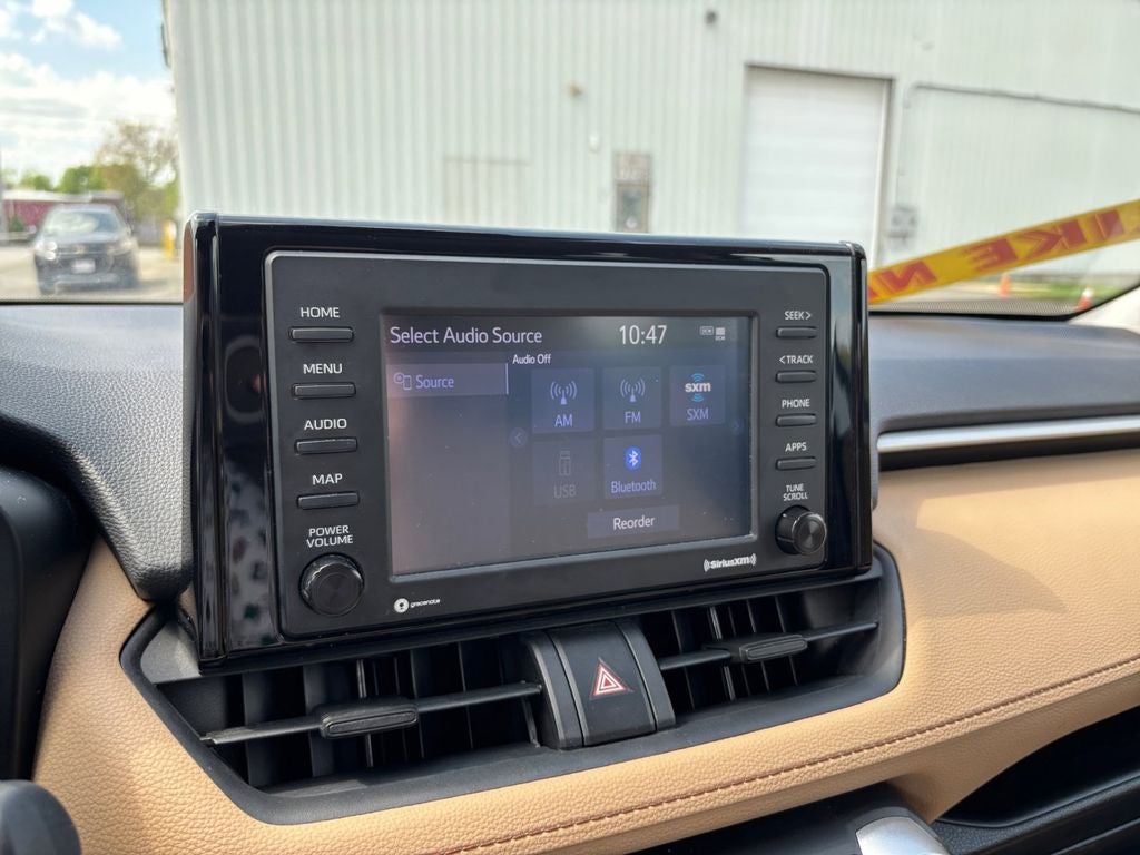2020 Toyota RAV4 Hybrid XLE