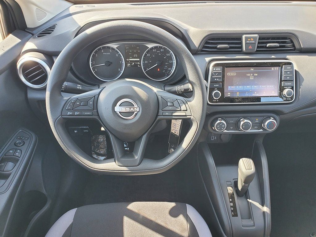 2025 Nissan Versa 1.6 S