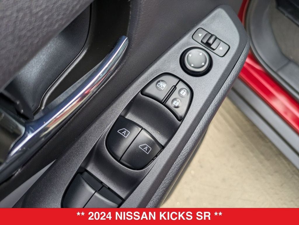 2024 Nissan Kicks SR