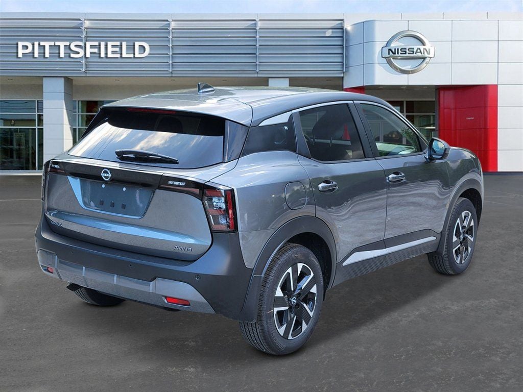 2025 Nissan Kicks SV