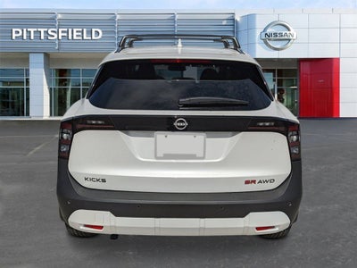 2026 Nissan Kicks SR