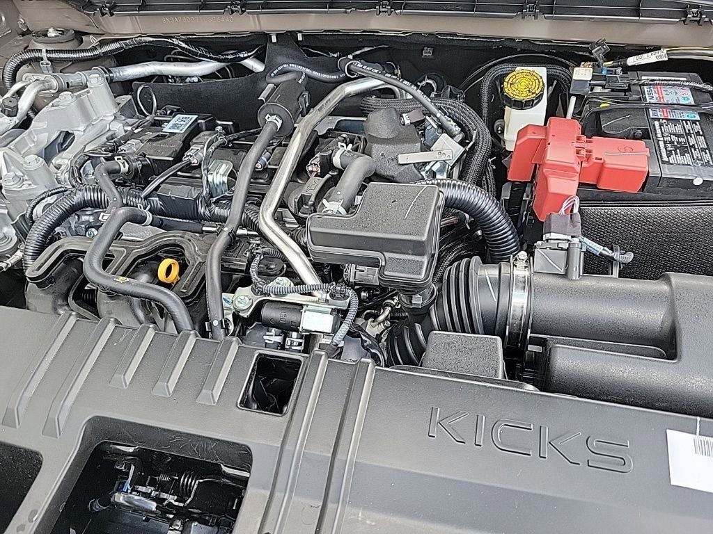 2026 Nissan Kicks SR