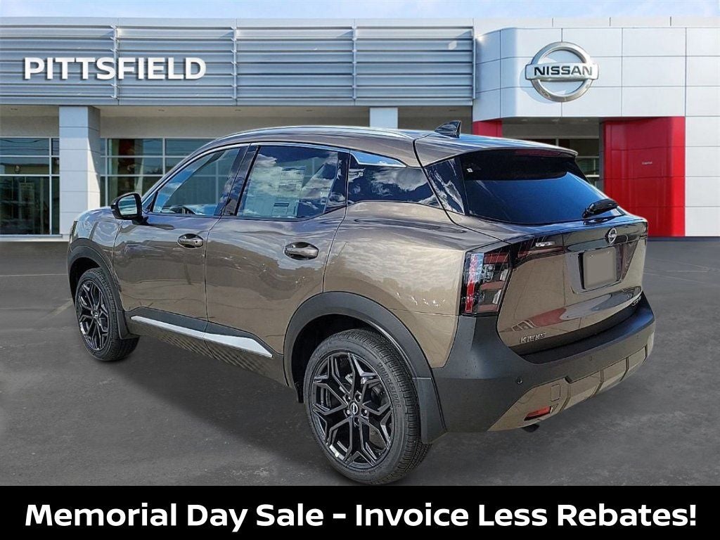 2026 Nissan Kicks SR