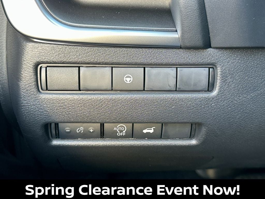 2026 Nissan Rogue SV