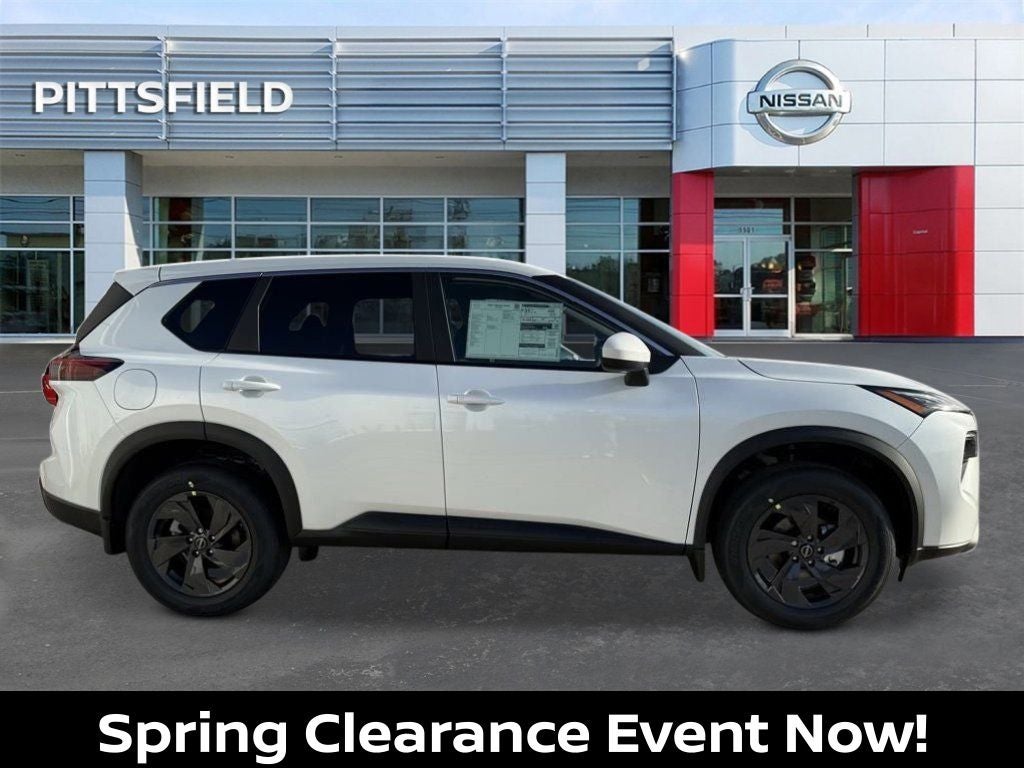 2026 Nissan Rogue SV