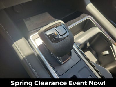 2026 Nissan Pathfinder SV