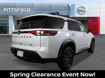 2026 Nissan Pathfinder SV