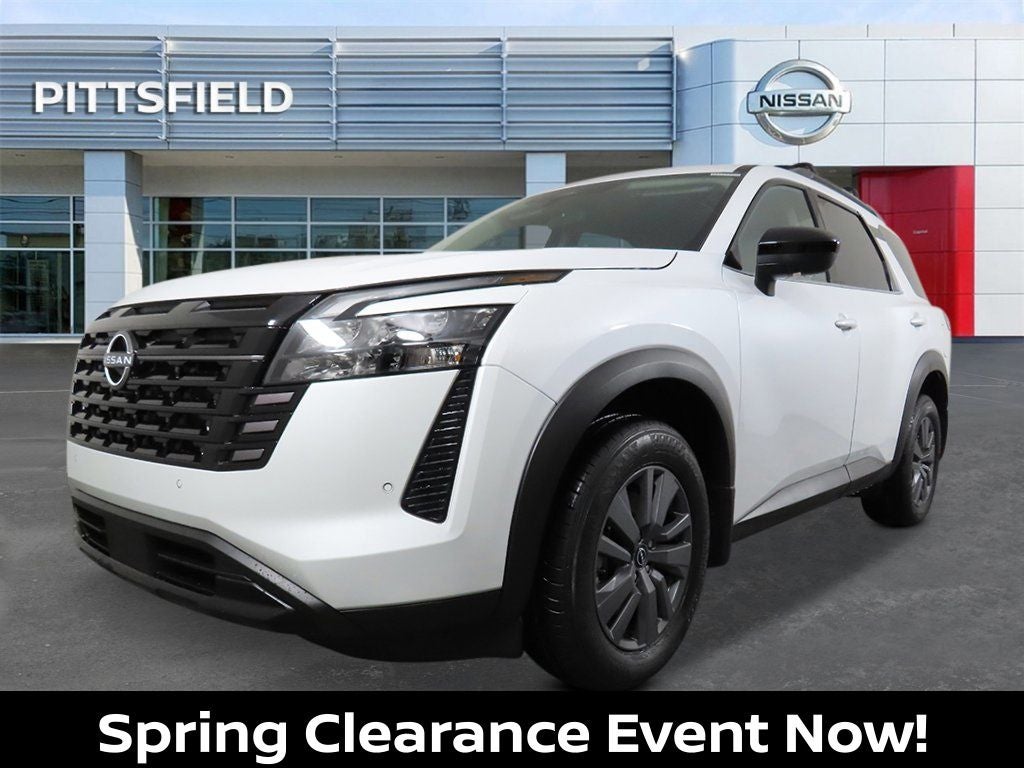 2026 Nissan Pathfinder SV