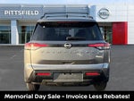 2026 Nissan Pathfinder SV