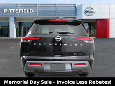 2026 Nissan Pathfinder SL