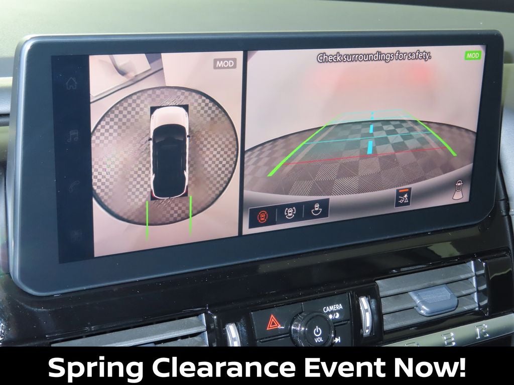 2026 Nissan Pathfinder SL