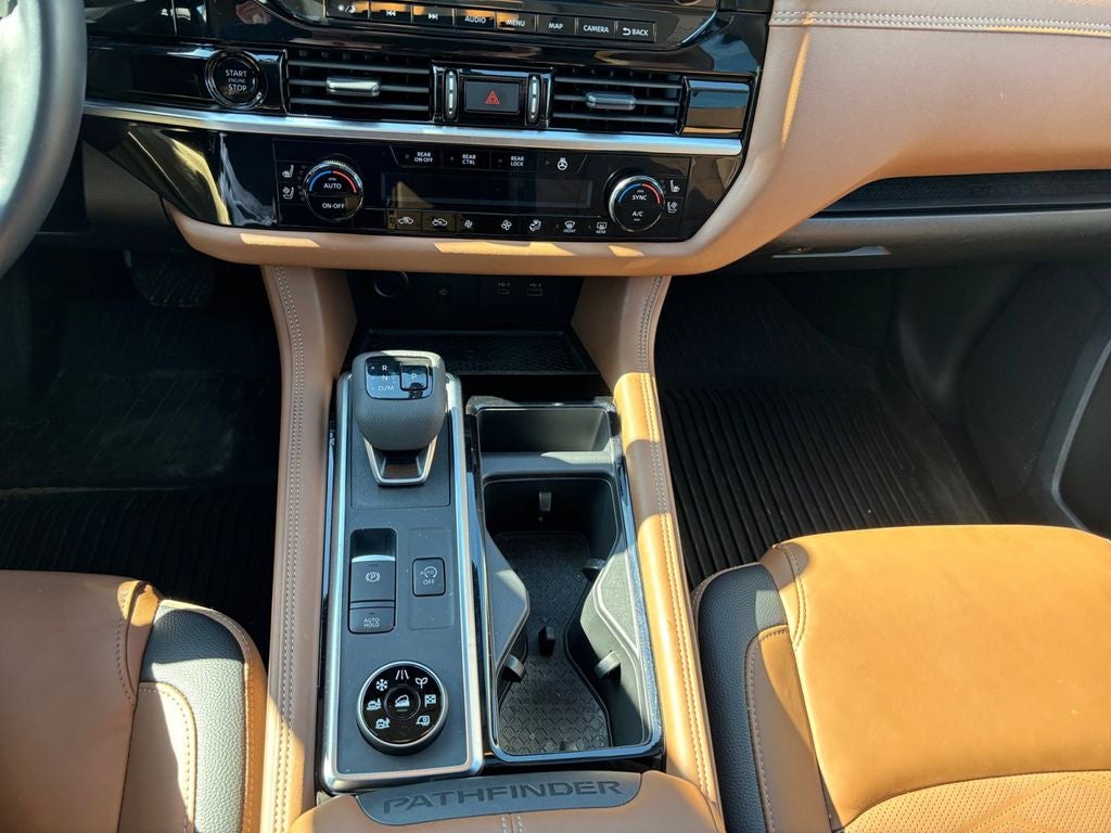 2025 Nissan Pathfinder Platinum