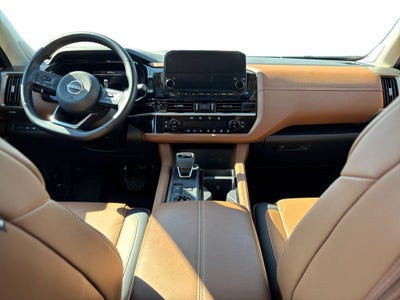 2025 Nissan Pathfinder Platinum