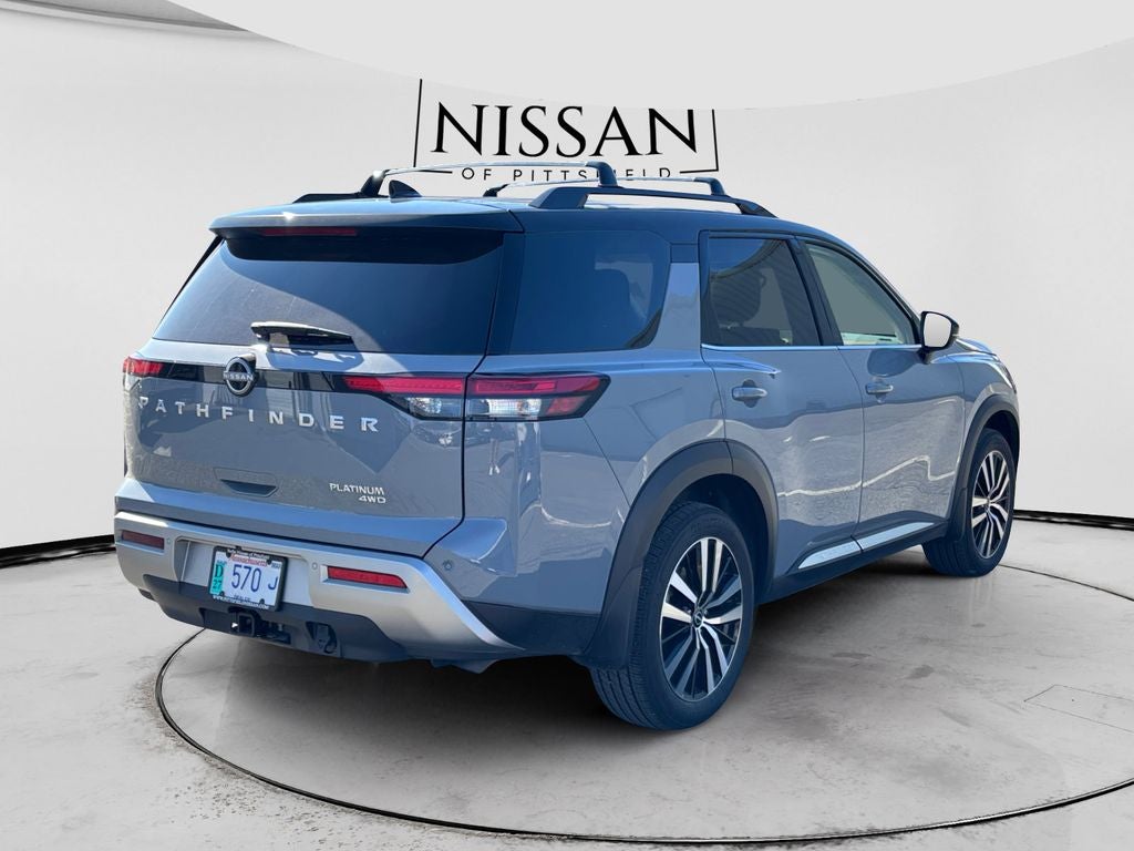 2025 Nissan Pathfinder Platinum