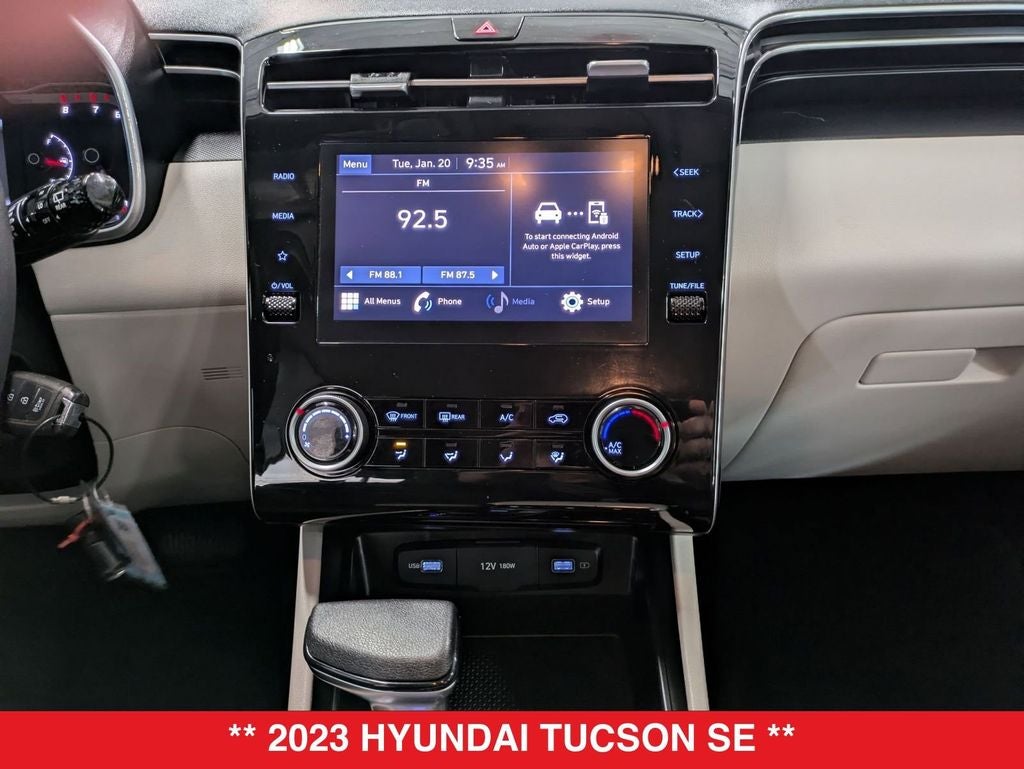 2023 Hyundai Tucson SE