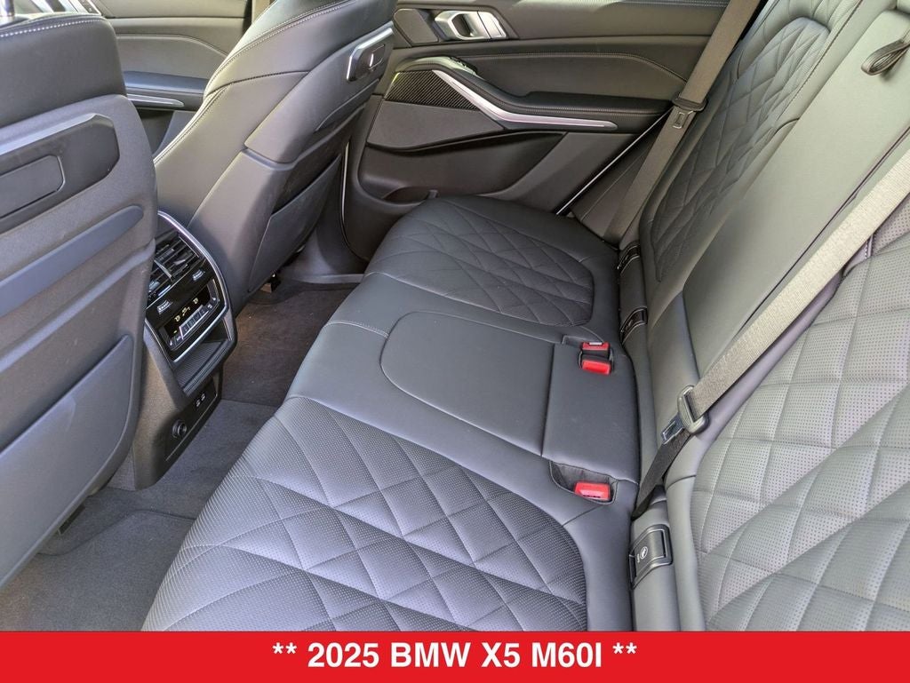 2025 BMW X5 M60i