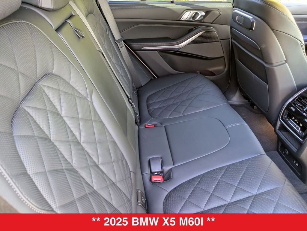 2025 BMW X5 M60i