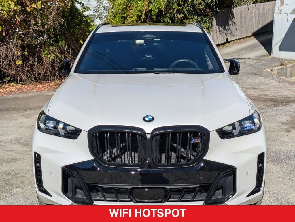 2025 BMW X5 M60i
