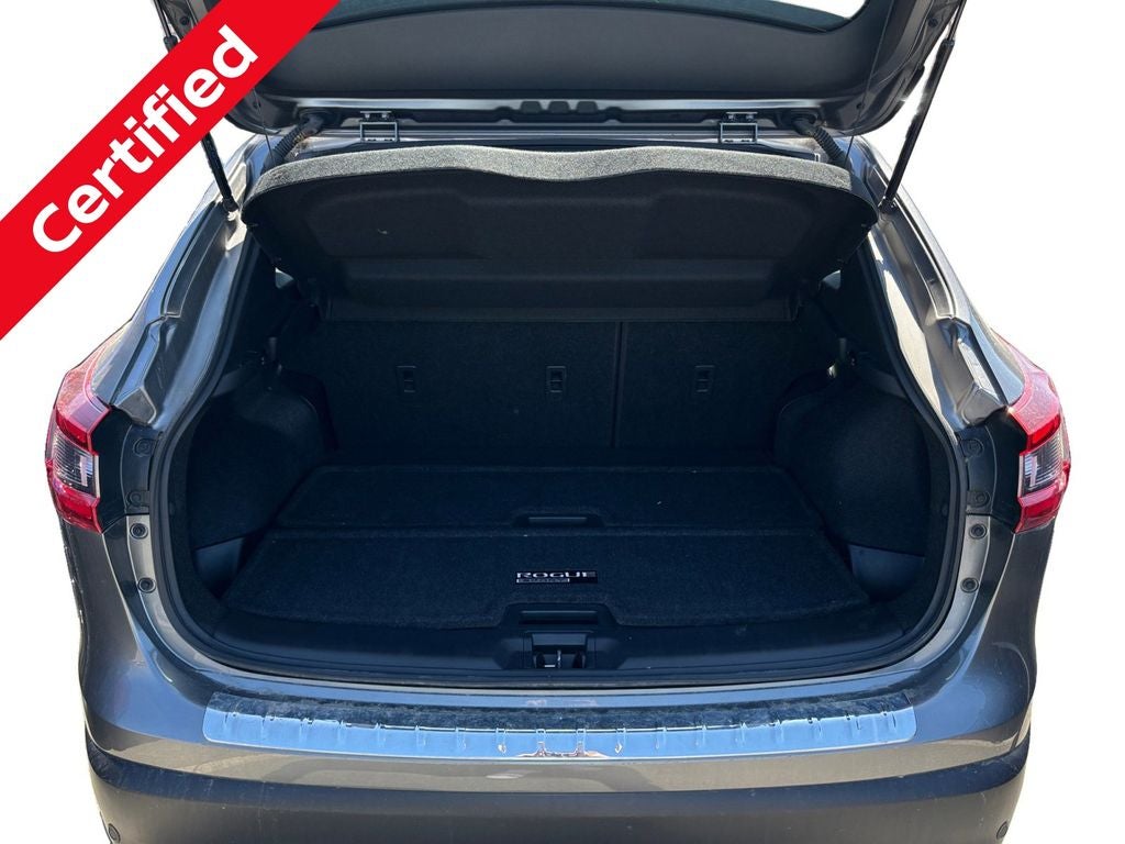 2022 Nissan Rogue Sport SV