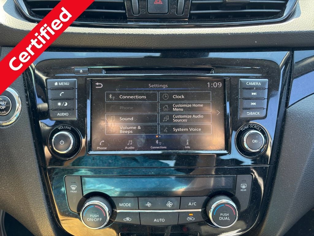 2022 Nissan Rogue Sport SV