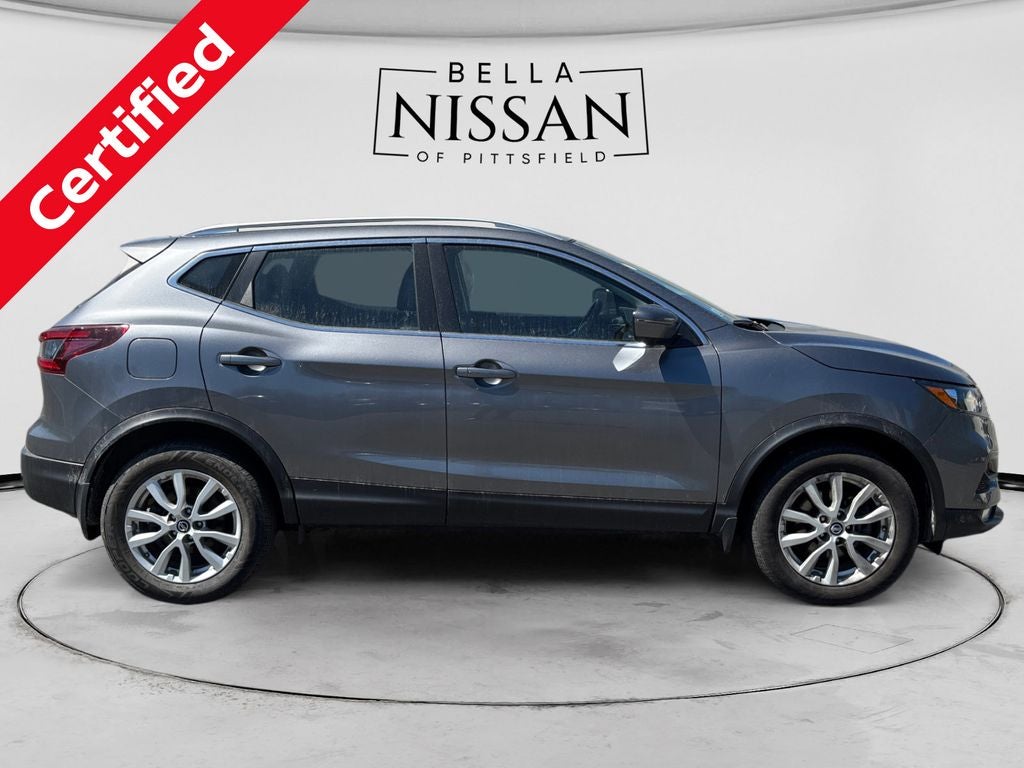 2022 Nissan Rogue Sport SV