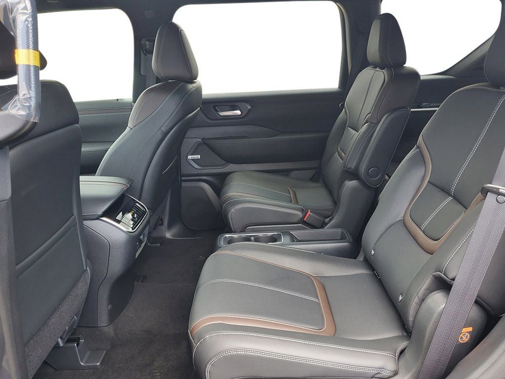 2025 Nissan Armada SL
