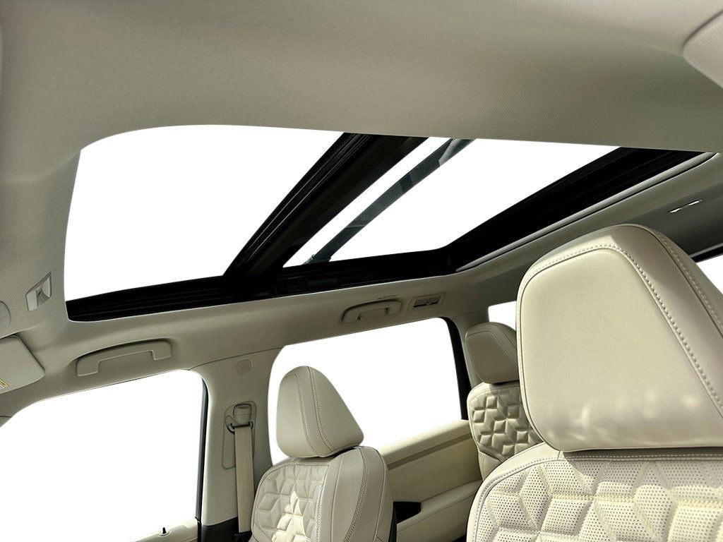 2025 Nissan Armada Platinum